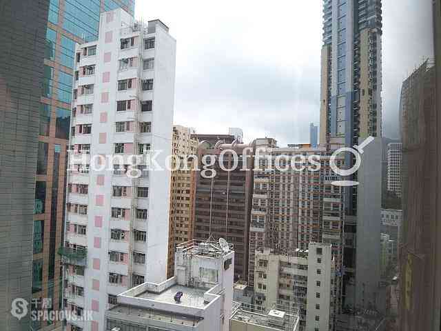 Wan Chai - The Hennessy 01