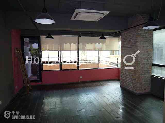 Causeway Bay - Prosperous Commercial Building 02