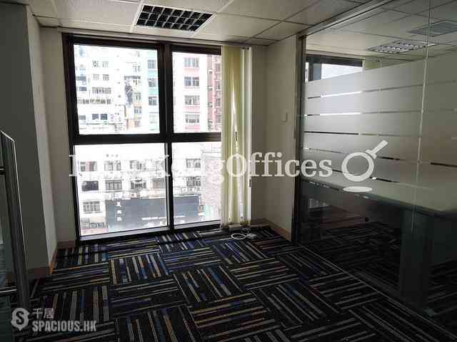 Sheung Wan - The Centre Mark 03