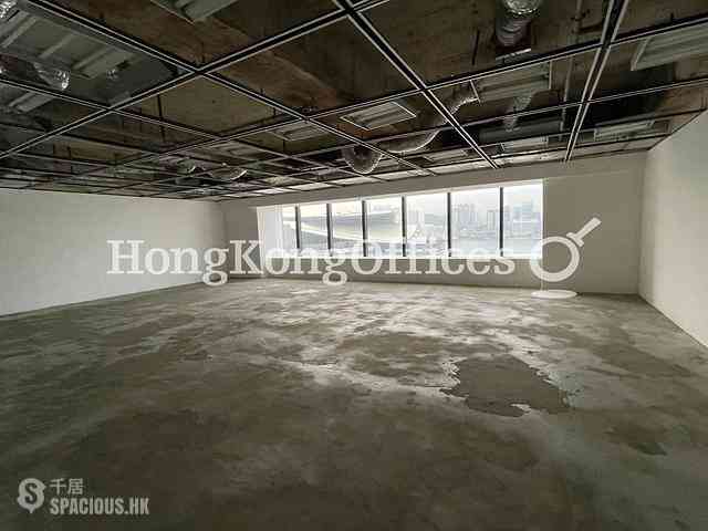 Wan Chai - Great Eagle Centre 03