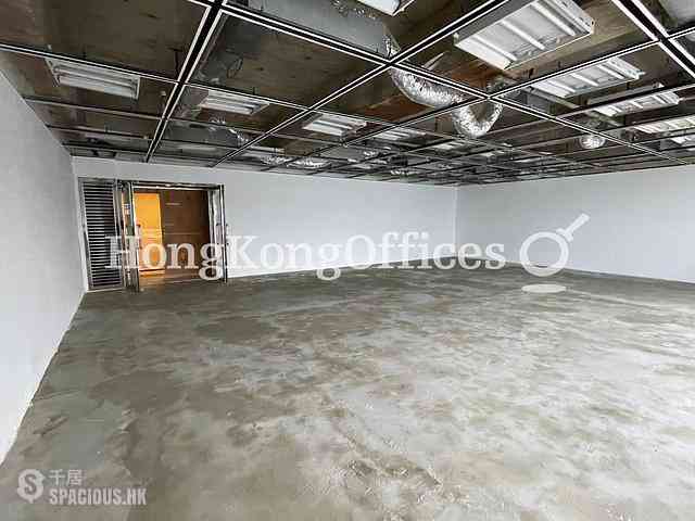 Wan Chai - Great Eagle Centre 04