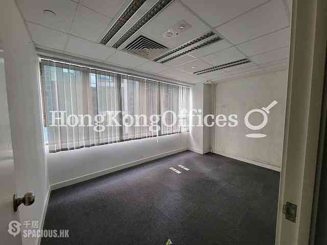 Wan Chai - Wanchai Commercial Centre 06