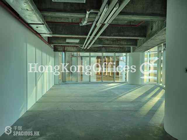 Sheung Wan - Golden Centre 03