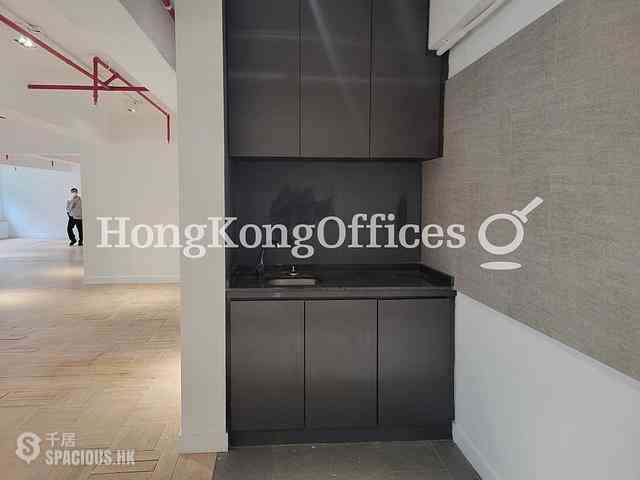 Central - Yu Yuet Lai Building 05
