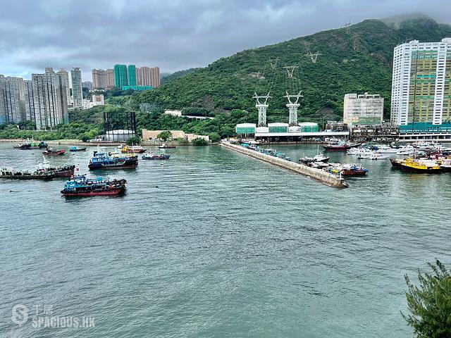 Ap Lei Chau - South Horizons Phase 2 Yee Lai Court (Block 10) 01