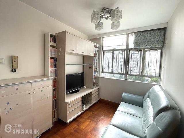Wong Tai Sin - Tin Ma Court 01