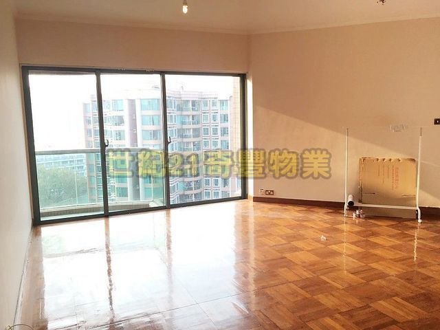Sheung Shui - Woodland Crest 01