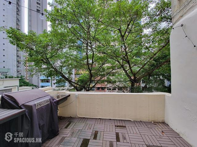 Central - 13, Gough Street 01