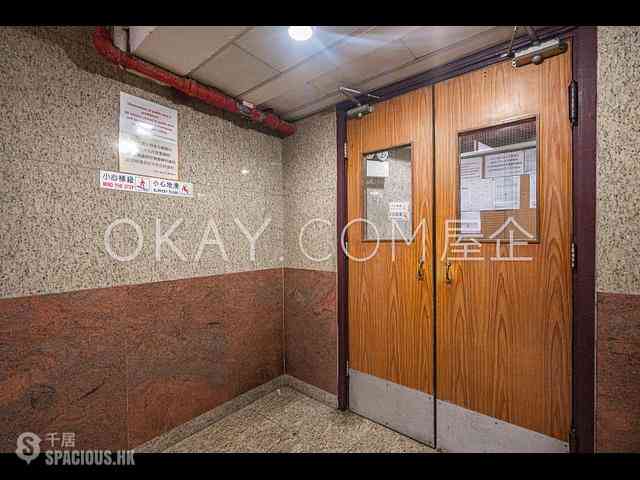Sheung Wan - Sze Yap Building 12