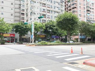 Shilin - X Section 4, Chengde Road, Shilin, Taipei 11