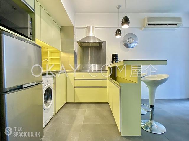 Sheung Wan - Kai Fung Mansion (Building) 01