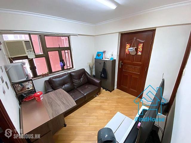 Hung Hom - Chuen Fat Building 01