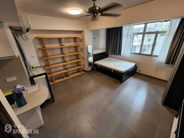 Sheung Wan - 164-166, Queen's Road West 01