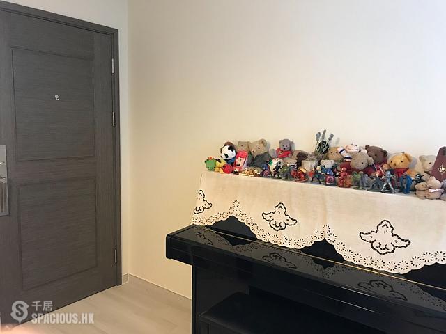 Tai Koo Shing - Tai Koo Shing Sing Fai Terrace Yiu Sing Mansion 01