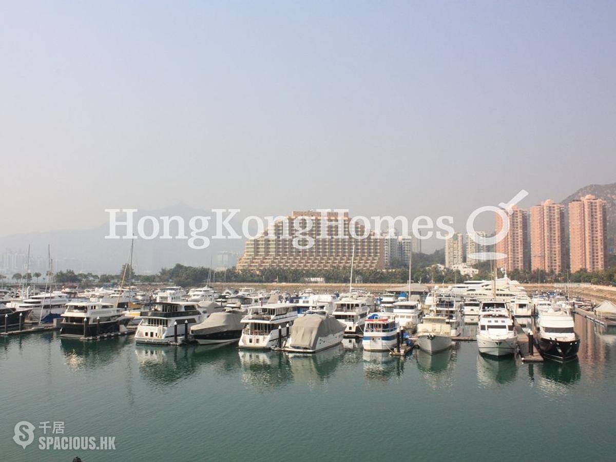 Yau Kom Tau - Marina Villas 01