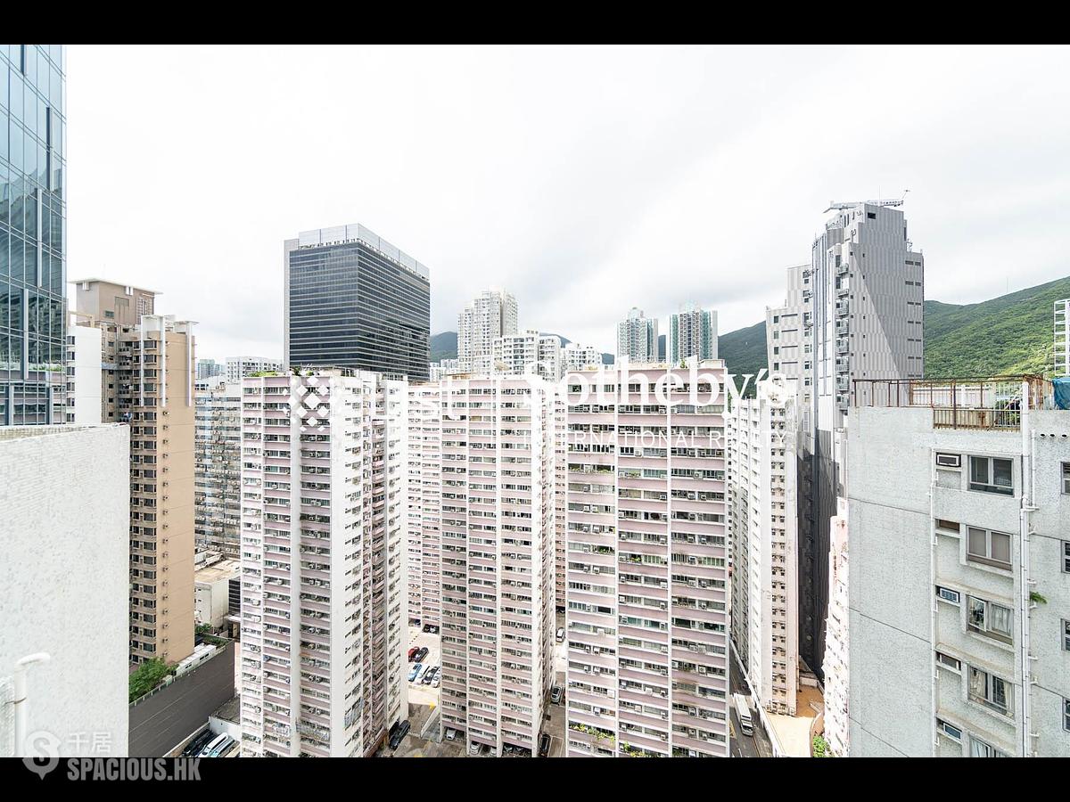 Quarry Bay - Westlands Court 01