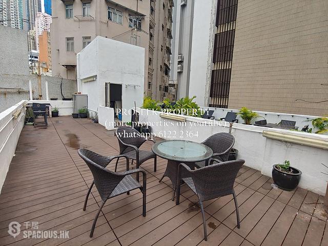 Central - 136-138, Wellington Street 01