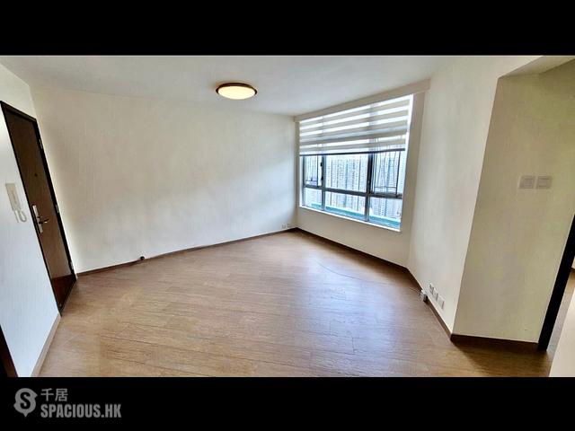 Ap Lei Chau - South Horizons Phase 2 Yee Fung Court (Block 11) 01