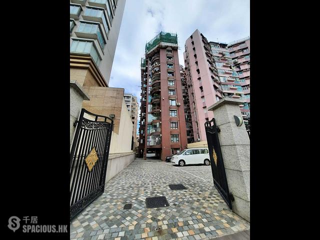 Kowloon City - Lee's Mansion 01