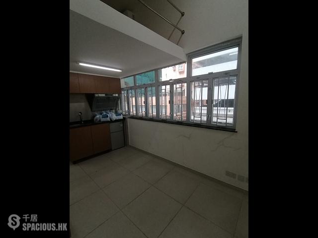 Kennedy Town - Tai Tak Mansion 01