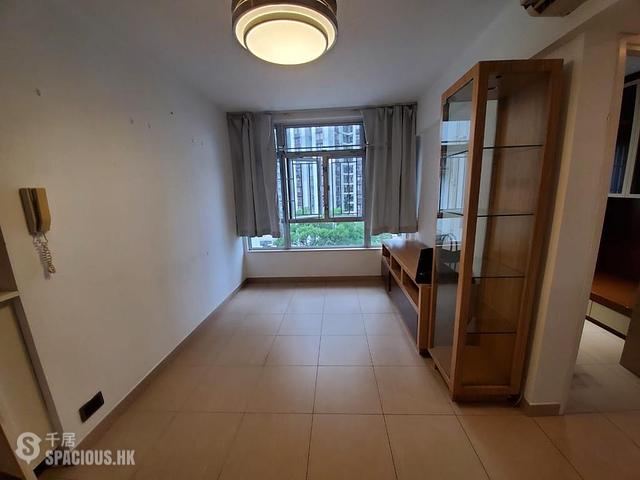 Tai Koo Shing - Tai Koo Shing Tsui Woo TerraceTai Woo Mansion 01