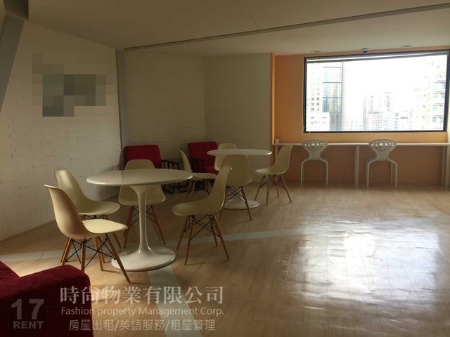 Daan - No. XXX, Section 2, Dunhua South Road, Da’an District, Taipei City, Taiwan 106 01