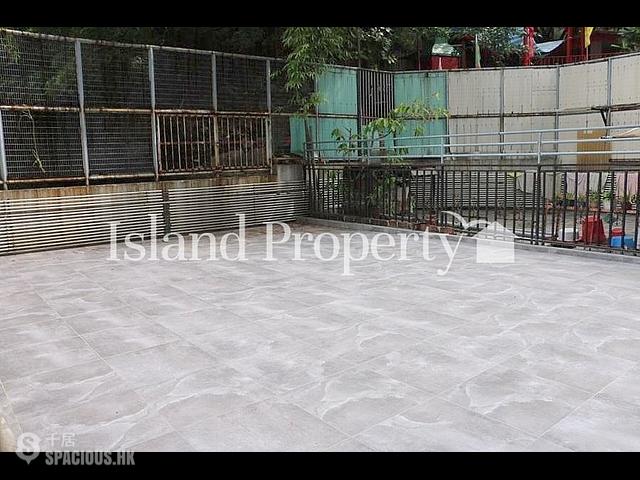 Ap Lei Chau - Billion Court 01