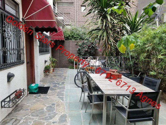 Sai Ying Pun - 6, Tak Sing Lane 01