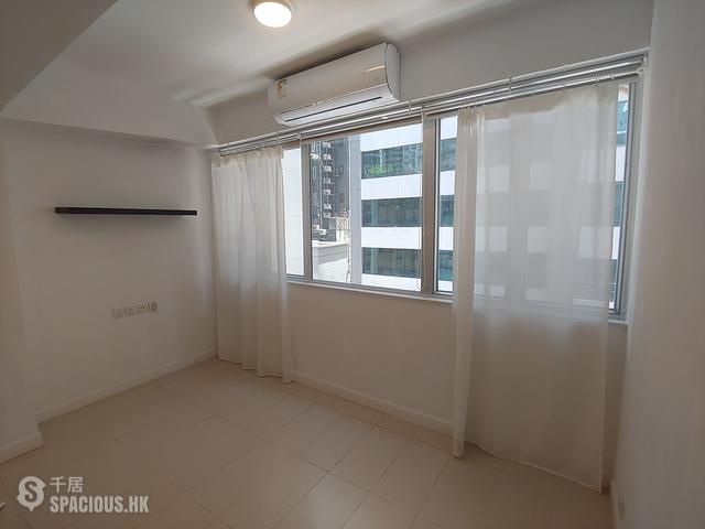 Sheung Wan - Hang Shing Lau 01