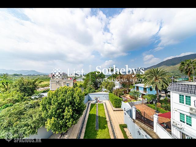 Yuen Long - Chateau Q 01