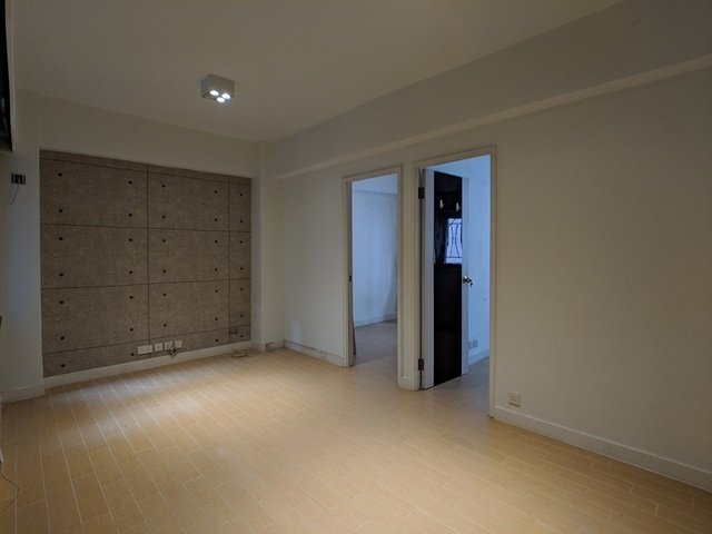 Wan Chai - 344-346, Lockhart Road 01