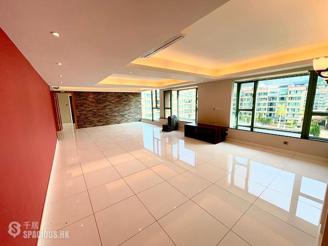 Tai Po - Parc Versailles Phase 2 01