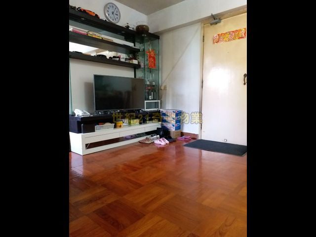 Sha Tin - Kwong Yuen Estate 01