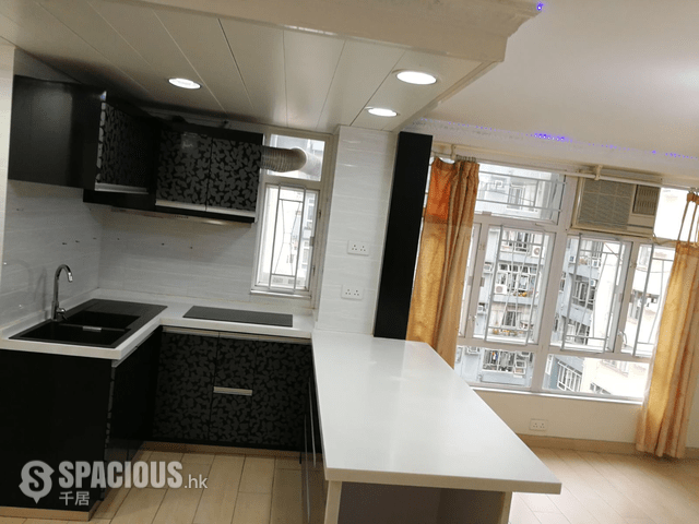 Lai Chi Kok - Mei Foo Sun Chuen Phase 3 01