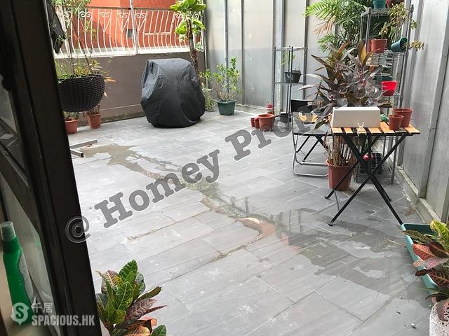 Hung Hom - On Tai Mansion 01