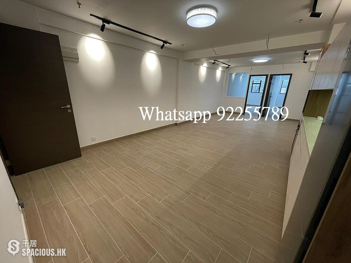 Sheung Wan - Western Commercial Building 01