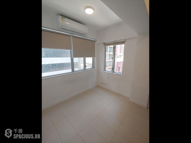 Sheung Wan - Hang Shing Lau 01