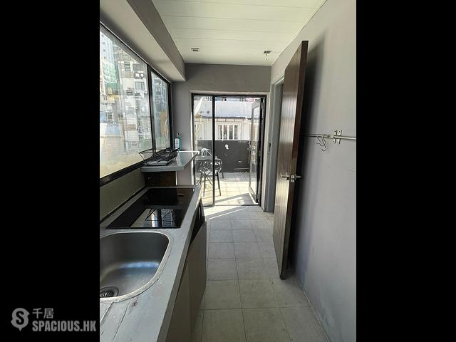Soho - 41, Staunton Street 01