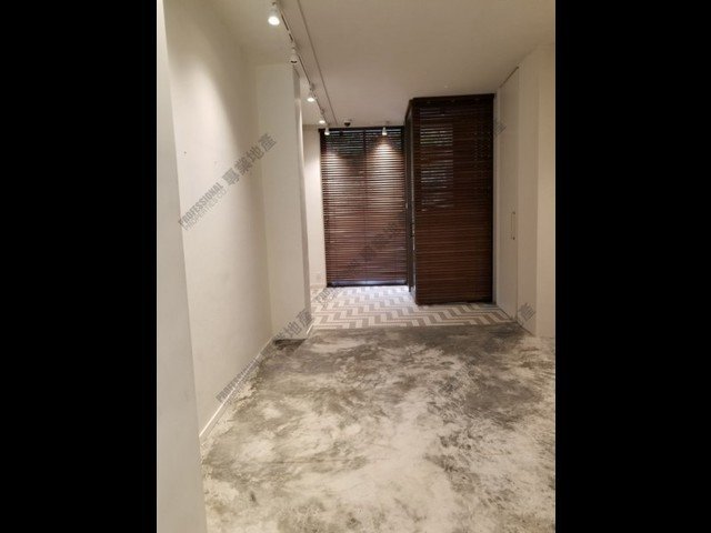 Sai Ying Pun - 27, Eastern Street 01