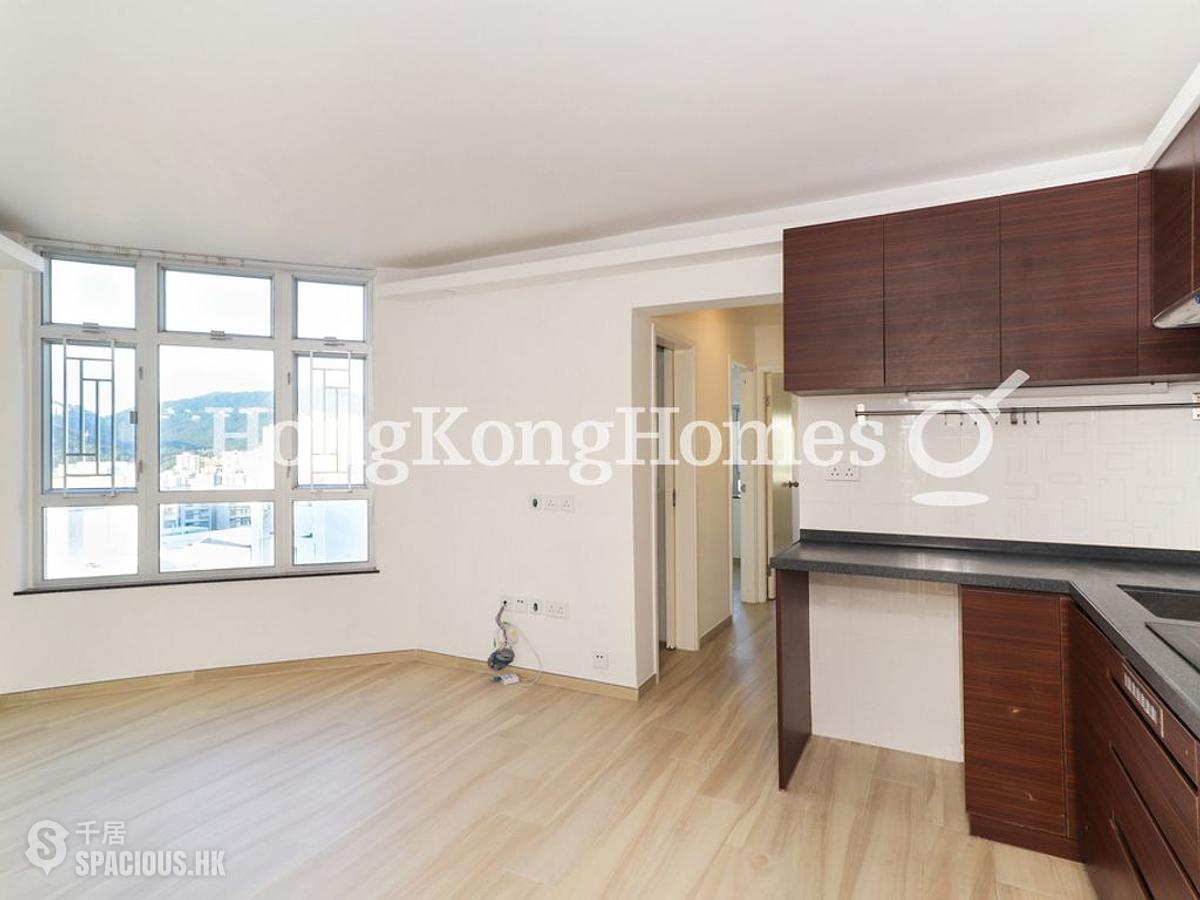 Ap Lei Chau - South Horizons Phase 3 Mei Cheung Court (Block 20) 01