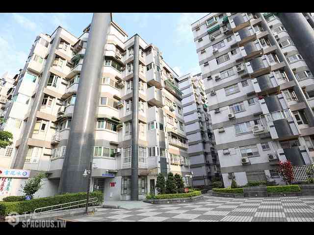 Songshan - No. X, Lane 40, Yanshou Street, Songshan District, Taipei City, Taiwan 105 01