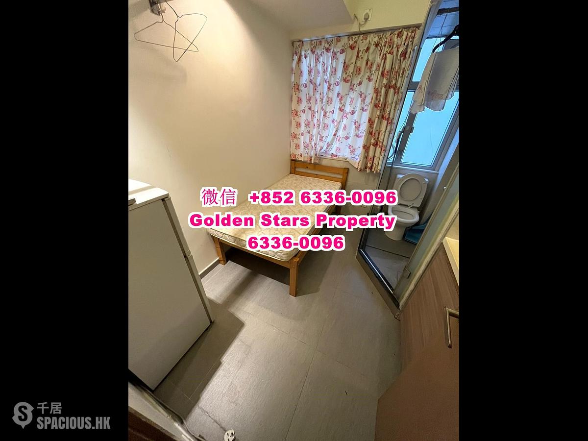 Sai Ying Pun - 221, Queen's Road West 01