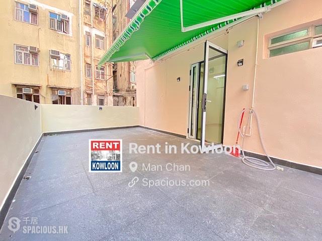 Tai Kok Tsui - Lai Tong Building 01