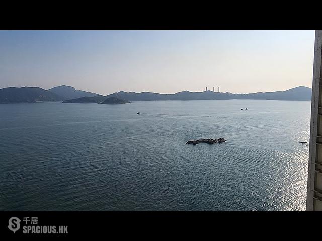 Ap Lei Chau - South Horizons Phase 2 Yee Tsui Court (Block 16) 01