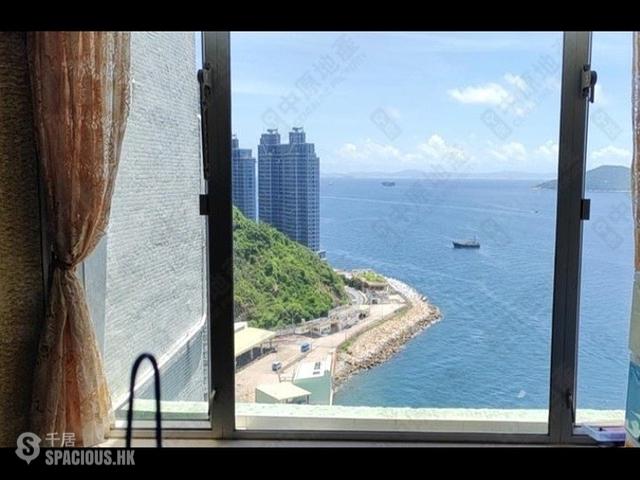 Ap Lei Chau - South Horizons Phase 2 Yee Wan Court (Block 15) 01