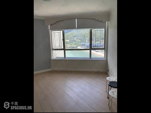 Ap Lei Chau - South Horizons Phase 2 Yee Lai Court (Block 10) 01