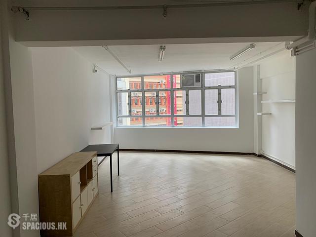 Sheung Wan - 90, Ko Shing Street 01