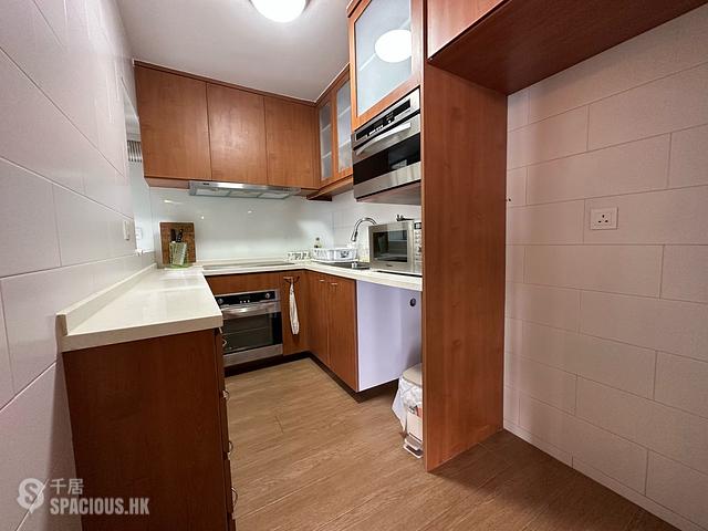 Ap Lei Chau - South Horizons Phase 3 Mei Hin Court (Block 23) 01