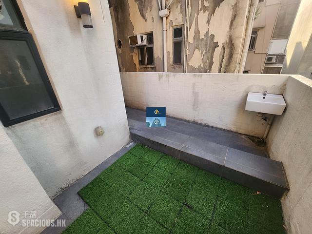 Sai Ying Pun - 175-177, Des Voeux Road West 01