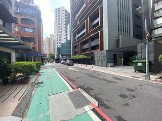 Daan - X Lane 146, Section 4, Zhongxiao East Road, Daan, Taipei 03